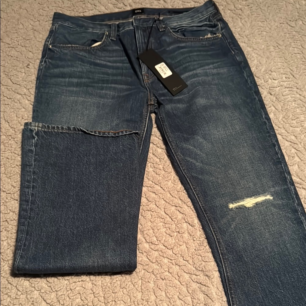 Women’s Blue Jeans